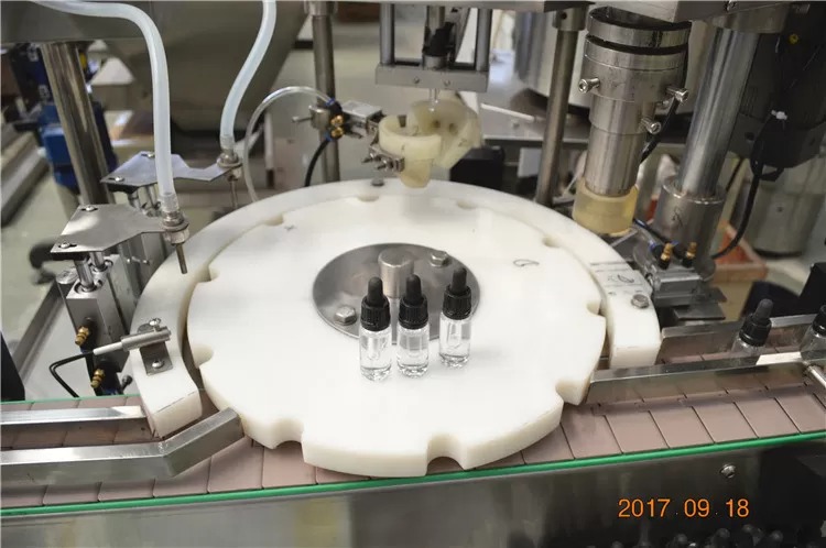 Електронска машина за полнење на течноста за перисталтика пумпа