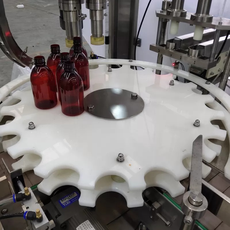 Машина за полнење шишиња со масло за контрола на Siemens PLC